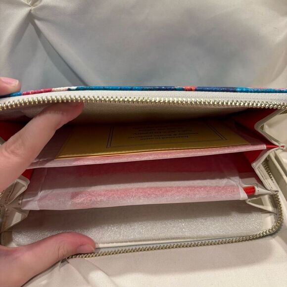 Dooney & Bourke X Disney Ariel The Little Mermaid Tote Bag & Wristlet Wallet NWT - Picture 11 of 13